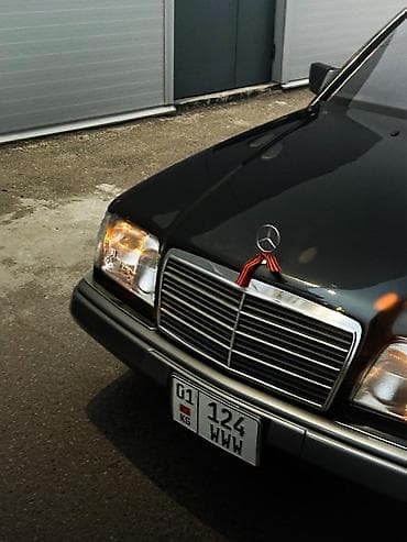 Продажа авто: Mercedes-Benz W124: 1994 г., 3.2 л, Автомат, Бензин, Седан — 6