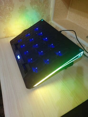 зарядник ноутбук: Б/у — 2