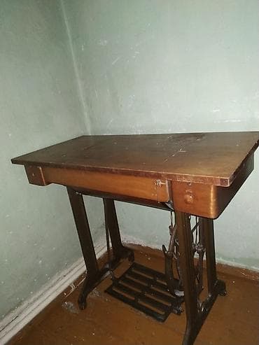Продам ножную швейную машинку б/у, ПМЗ (Подольского механического