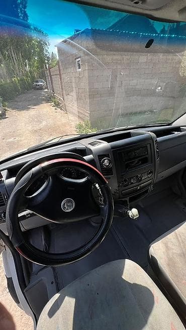 Volkswagen Crafter: 2007 г., 2.9 л, Механика, Дизель, Фургон — 6