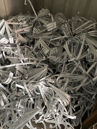 кранштейн для вещей: Кронштейны
Крючки
Держатели желоба — 2