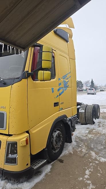 кабина мото: Тягач, Volvo, 2004 г., Бортовой — 3