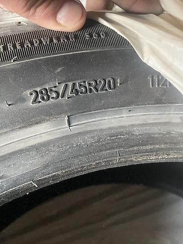 Шины 285 / 45 / R 20, Лето, Б/у, Пара, Легковые, Италия, GoodYear
