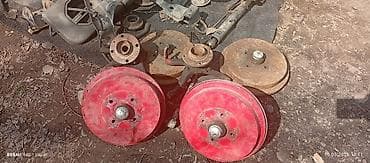 Комплект деталей ходовой/тормозной системы для прицепа или легкового