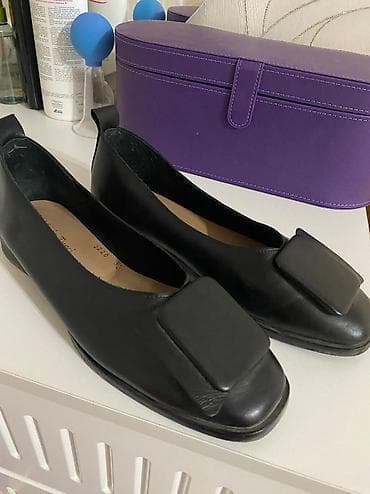 балетки кожаные б у: Продаются КОЖАНЫЕ балетки.Надевали один раз на той. Размер 39,покупали — 1