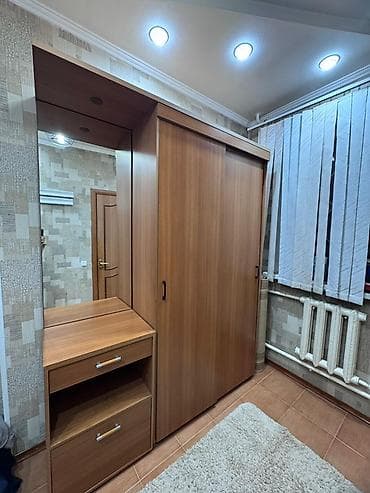 куплю прихожку: Прихожая-гарнитур с шкафом-купе и зеркалом Срочно продаётся шкаф-купе — 1