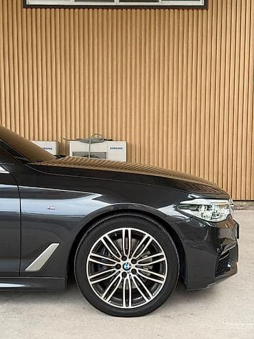 bmb 5: BMW 530: 2019 г., Автомат, Бензин, Седан — 6