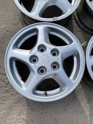 продаю титан диск на ниву: Литые Диски R 14 Toyota, Комплект, отверстий - 5, Б/у — 5