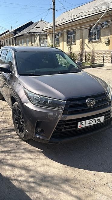 Toyota Highlander: 2018 г., 3.5 л, Автомат, Бензин, Кроссовер at lalafo.kg Toyota Highlander: 2018 г., 3.5 л, Автомат, Бензин, Кроссовер