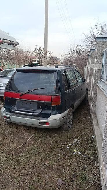 mazda 626: На разбор или Целиком 
Мицубиси — 2