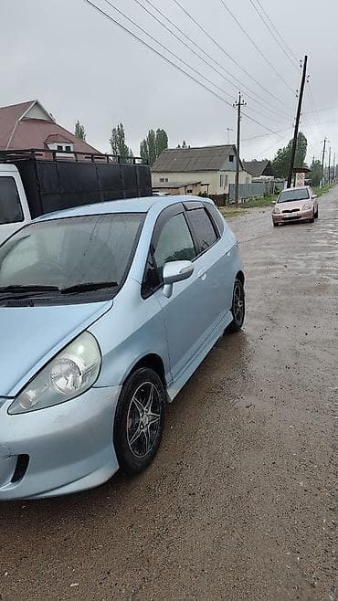 bmw cs: Honda Fit: 2004 г., 1.3 л, Вариатор, Бензин, Хэтчбэк — 2