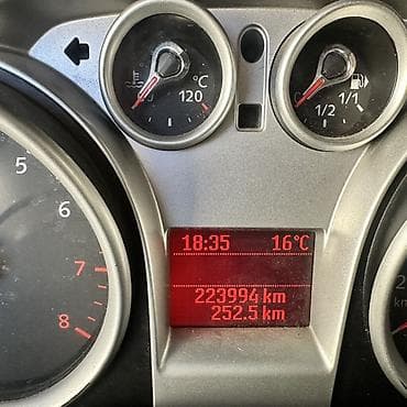 наклейки для авто: Ford Focus: 2008 г., 1.8 л, Механика, Бензин, Хэтчбэк — 7