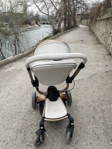 одежды для новорожденных: Коляска, Б/у — 2
