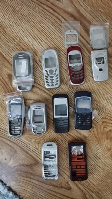 Корпуса на старые кнопочные сотовые телефоны LG, SAMSUNG, SIEMENS