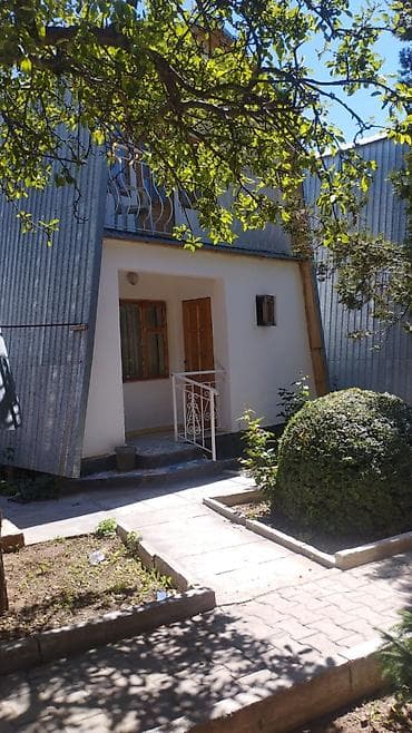 vip hostel: Гостевой дом на Иссык-Куле, ТИЛЕК, Золотые пески, Бостери, 4 места, Посуточно — 4