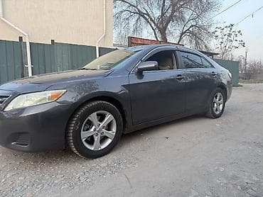 Продажа авто: Toyota Camry: 2010 г., Автомат, Бензин, Седан — 5