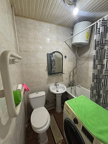 Кыймылсыз мүлк: 2 бөлмө, 46 м², Черёмушки мкр., 3 кабат, Эски ремонт — 4