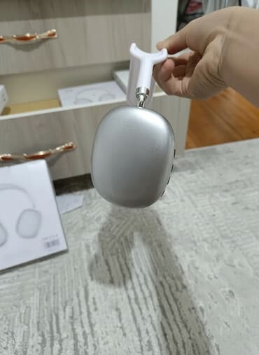 Накладные, Новый, Беспроводные (Bluetooth), Классические at lalafo.kg Накладные, Новый, Беспроводные (Bluetooth), Классические