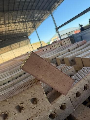 Продаётся кирпичи 9×12×25 прямой с завода доставка ест