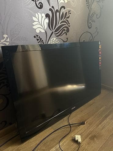 sharp aquos: Телевизор Akai. Б/у. Самовывоз — 2