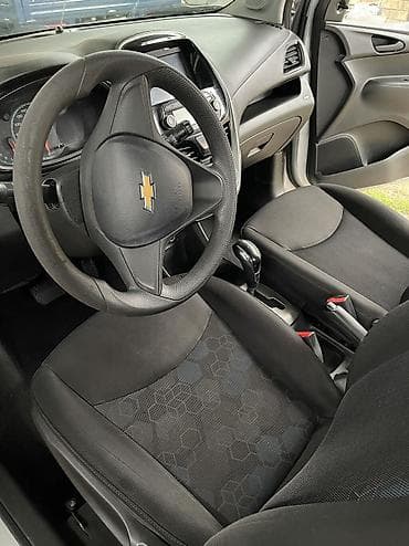 спада армения: Chevrolet Spark: 2016 г., 1 л, Вариатор, Бензин, Хэтчбэк — 10