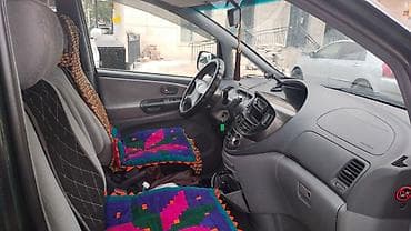 чехии: Toyota Previa: 2000 г., 2.4 л, Автомат, Бензин, Минивэн — 6