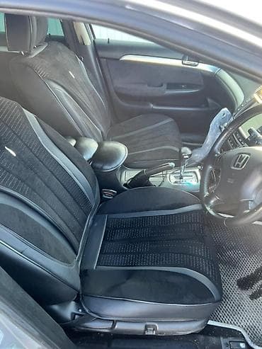 mini jack: Honda Accord: 2003 г., 2 л, Автомат, Бензин, Седан — 5