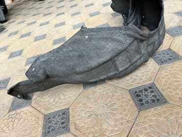 подкрыльник на ист: Подкрылок Задний правый Toyota, 2017 г., Б/у, Оригинал — 3