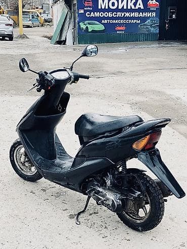 Скутерлер: Кичи мопед Honda, 50 куб. см, Бензин, Колдонулган — 5