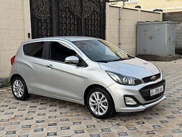 Транспорт: Chevrolet Spark: 2018 г., 1 л, Вариатор, Бензин, Хэтчбэк — 2