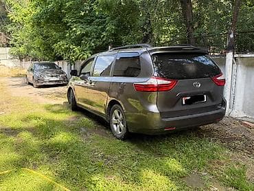тайота сианна: Toyota Sienna: 2015 г., 3.5 л, Автомат, Газ, Минивэн — 3