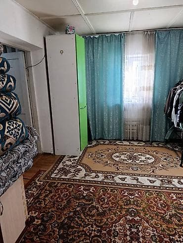 Дома: Кулжабай Дайрабаев көчөсү 1- үй.участогу фактический 8 сотук — 1