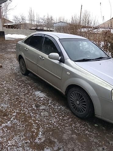Chevrolet Lacetti: 2007 г., 1.6 л, Механика, Седан — 5