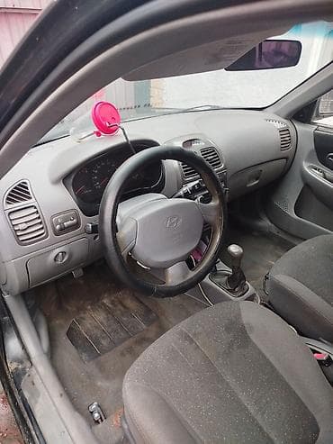 Hyundai Accent: 2006 г., 1.6 л, Механика, Бензин, Седан — 6