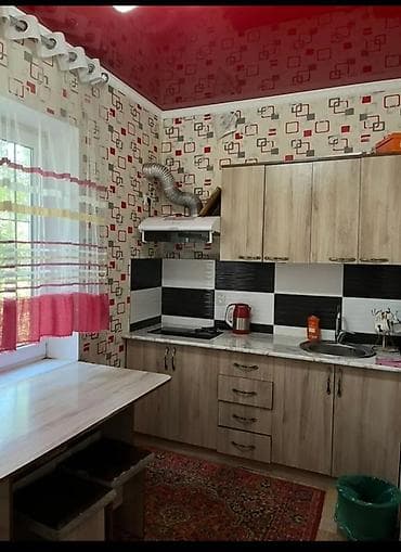 Комнаты: Уютная меблированная комната с отдельной кухней и санузлом. - — 3