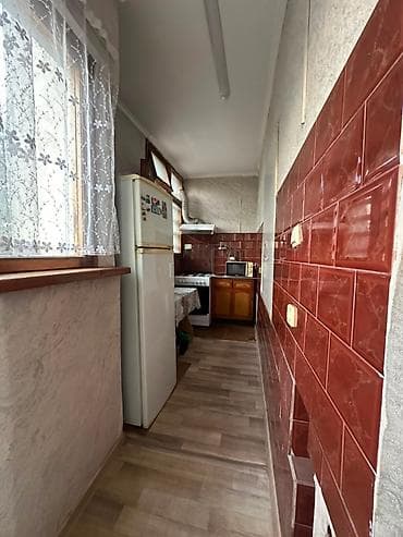 квартера ош: 3 комнаты, 77 м², Ошский рынок / базар Индивидуалка, 3 этаж, Старый ремонт — 4