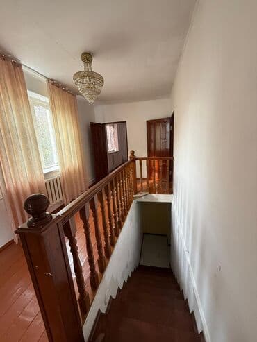 дом район кара жыгач: Дом, 270 м², 5 комнат, Агентство недвижимости, Старый ремонт — 1