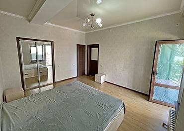 2 комнаты, 77 м², ул. Калык Акиева Элитка, 4 этаж, Косметический ремонт — 5