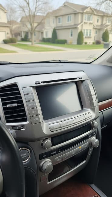 Штатная мультимедийная система/головное устройство лексус 470 год 2004 at lalafo.kg Штатная мультимедийная система/головное устройство лексус 470 год 2004