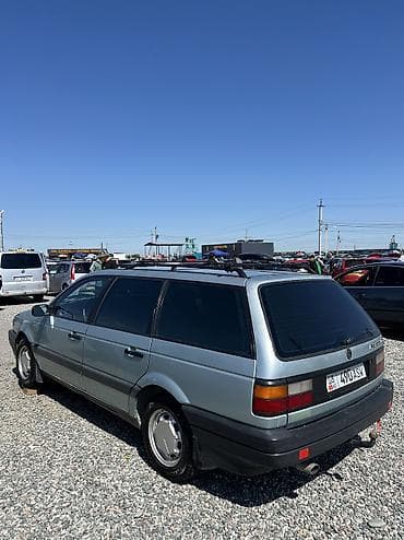 балыкчы жарнама: Volkswagen Passat: 1989 г., 1.8 л, Кол менен иштөөчү, Бензин, Универсал — 4