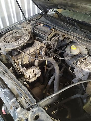 e6 3: Audi 80: 1994 г., 2 л, Ручные, Бензин, Седан — 7