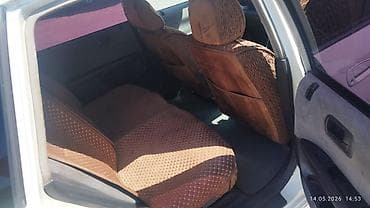 Honda Civic: 2000 г., 1.5 л, Вариатор, Бензин, Хэтчбэк — 7