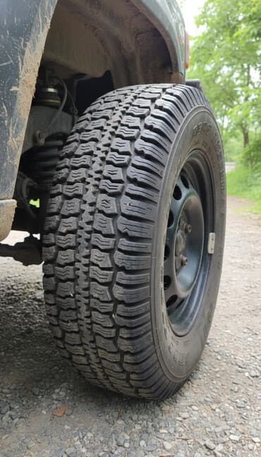 шины 225 70 15 с: Шины 205 / 70 / R 16, Всесезонная, Б/у, Комплект, Внедорожные (АТ/МТ) — 2