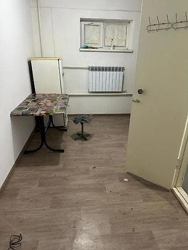 Батирлер: 1 бөлмө, Кыймылсыз мүлк агенттиги, Чогуу жашоосу жок, Жарым -жартылай эмереги бар — 2