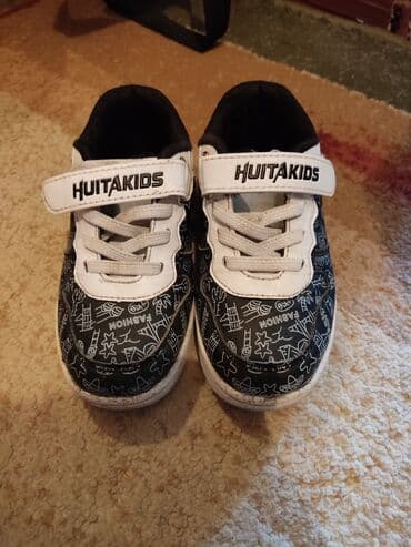 Продаю детские кроссовки, в хорошем состоянии