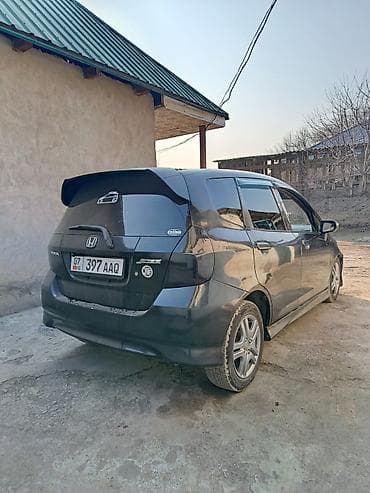 Сулуулук жана ден-соолук: Ижарага берем Honda Jazz, Узак мөөнөткө, Айдоочусуз — 4