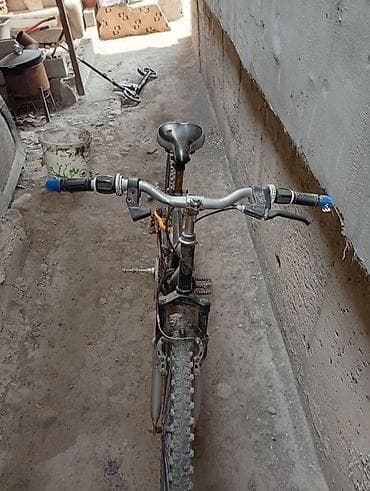 fixed gear: Горный велосипед с амортизатором - Рама: стальная, двухподвес (задний — 8