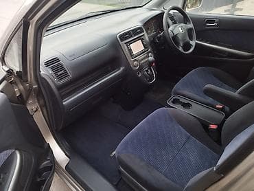 focus 2: Honda Stream: 2002 г., 2 л, Автомат, Бензин, Универсал — 10