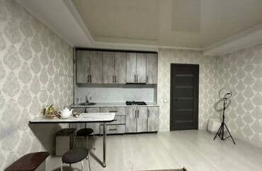 аренда квартир в жалал абаде: Студия, Риэлтор — 1