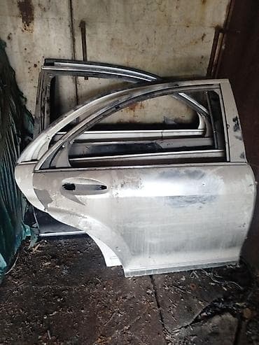 Унаа тетиктери: Мерседес 221 Лонг задние двери правая левая,по 5000с за каждую за — 2